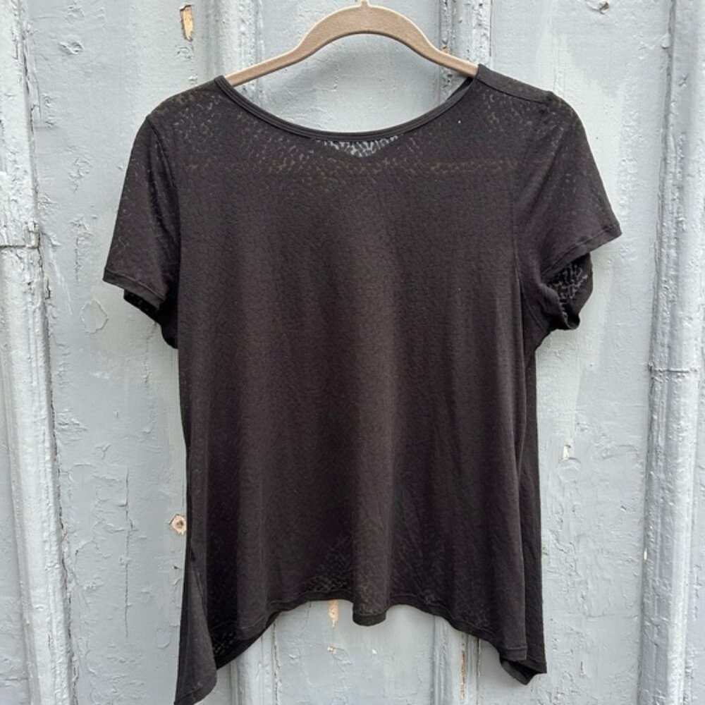 Lululemon Black Loop Around Tee, Size M - image 4